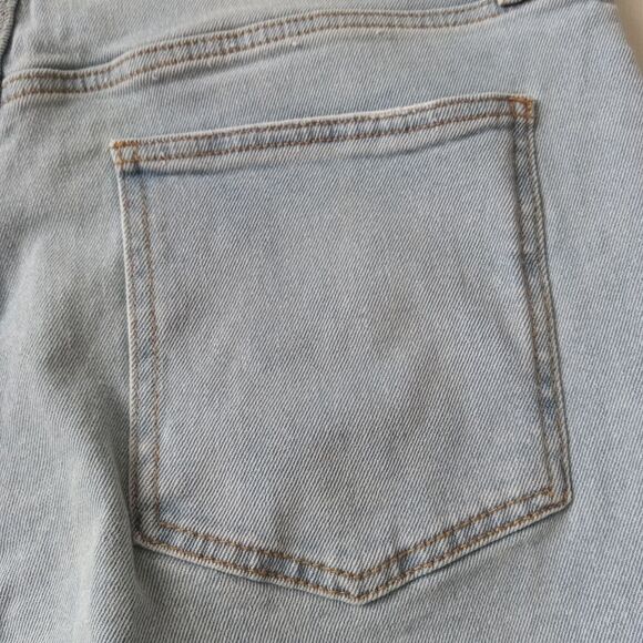 No Boundaries Juniors Light Wash Distressed Straight Leg Denim Jeans Size 19 - Picture 11 of 12